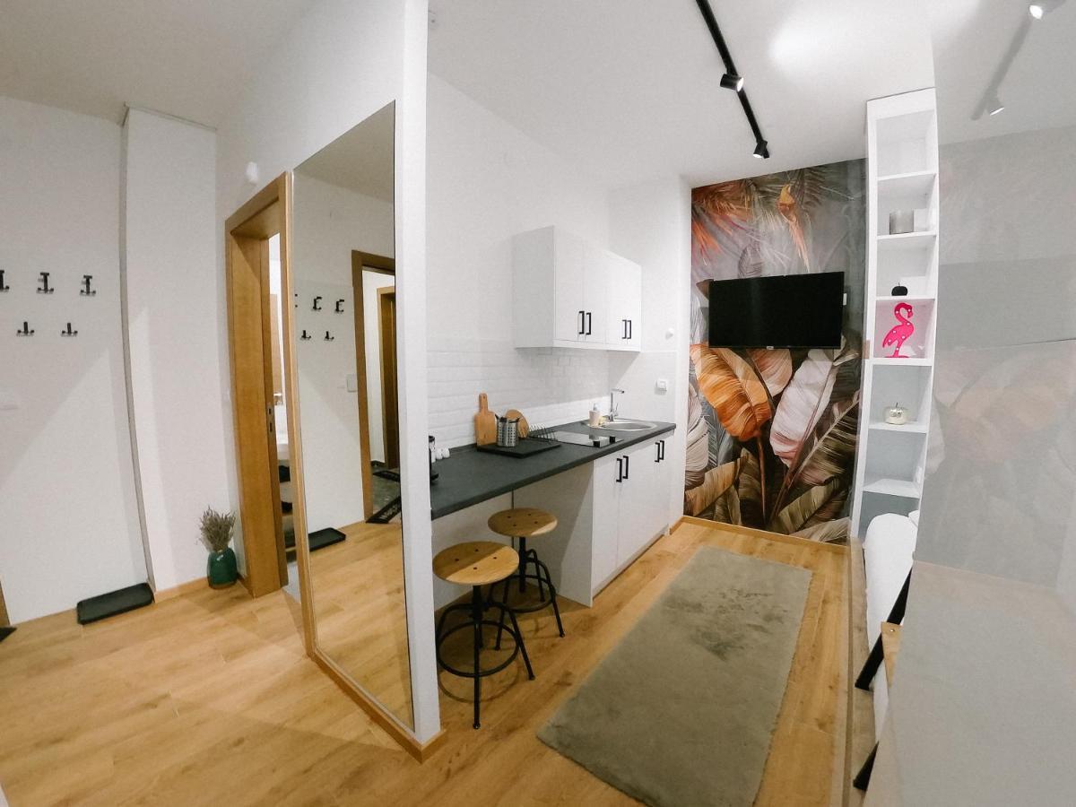 Meebo Apartments Novi Sad Eksteriør bilde