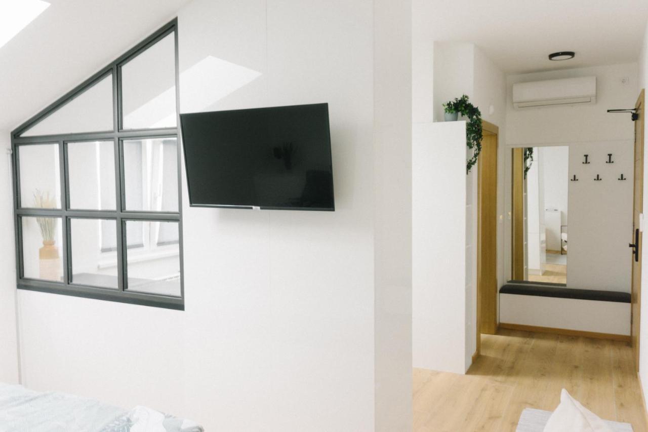 Meebo Apartments Novi Sad Eksteriør bilde